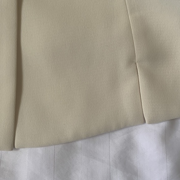 COPY - Cream maxi skirt suit rosette brooch satin notch collar nonwrinkling EUC - Picture 5 of 11